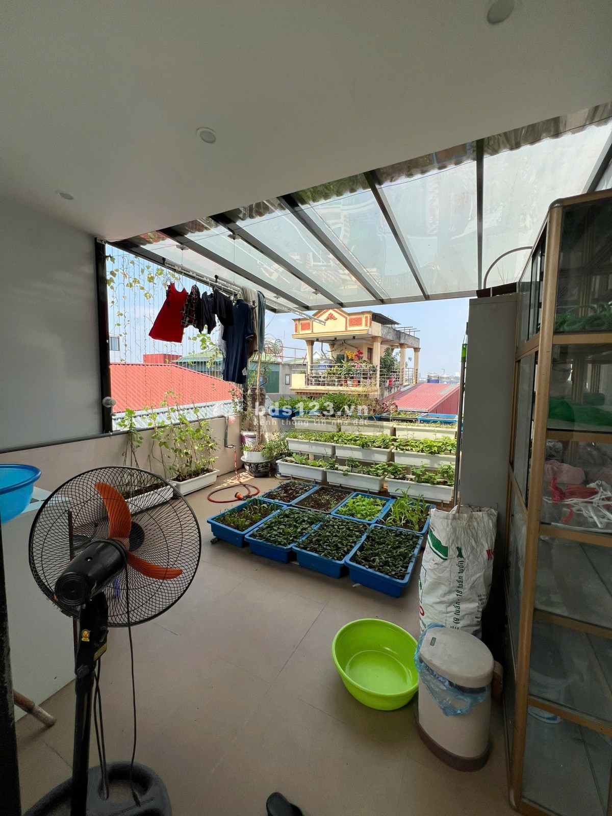 Bán nhà mặt phố Nguyễn Tư Giản - 70m² x 5 tầng + tum - Nhà đẹp, full nội thất - Sổ đỏ chính chủ