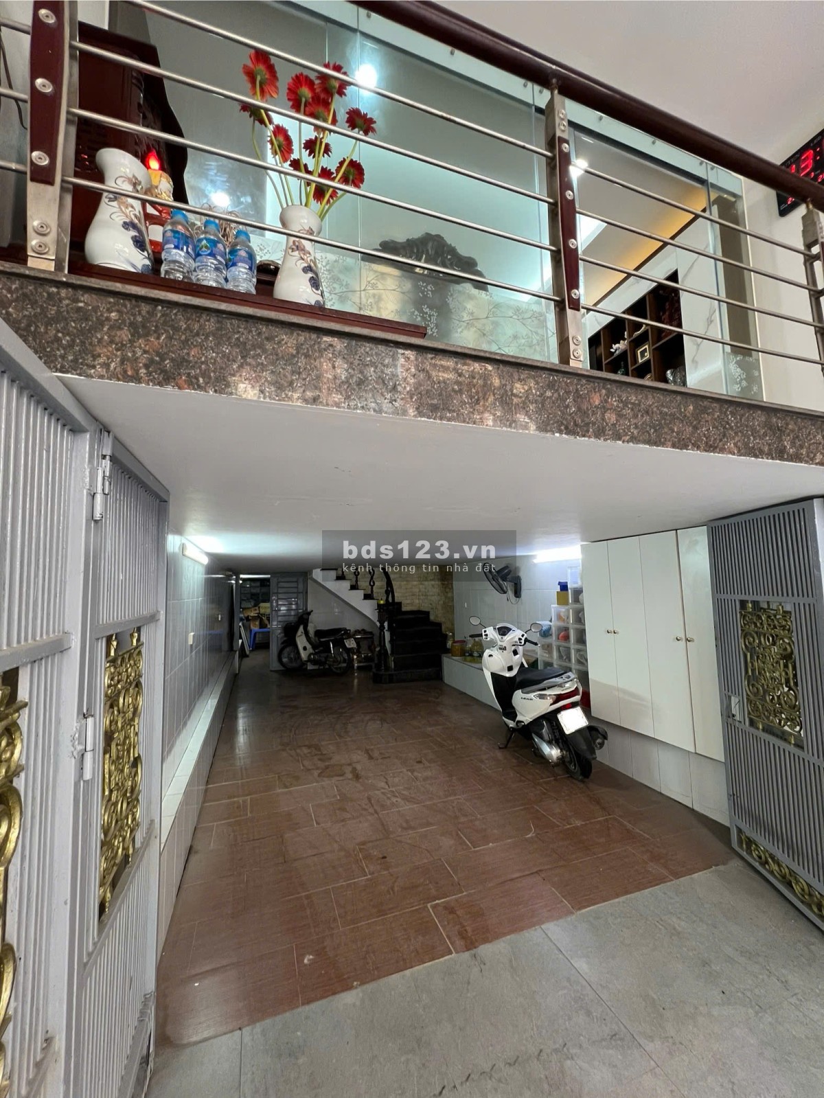 Bán nhà mặt phố Nguyễn Tư Giản - 70m² x 5 tầng + tum - Nhà đẹp, full nội thất - Sổ đỏ chính chủ