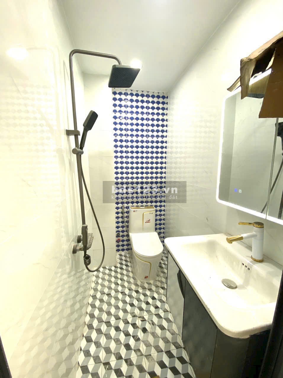 Nhà sắp hoàn thiện hẻm 2056/ Huỳnh Tấn Phát, TT Nhà Bè, 3,5m x 17m, full nội thất