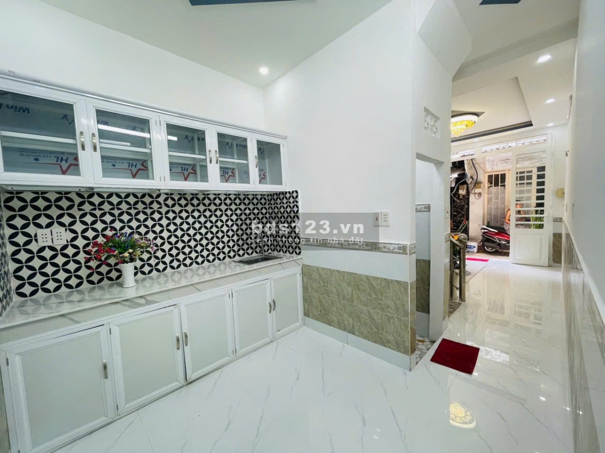 Chính chủ cần bán nhà 2174 Huỳnh Tấn Phát - Thị trấn Nhà Bè, 3m2*8m, 1 trệt 1 lầu