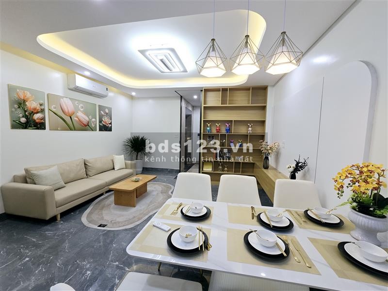Siêu phẩm Ngô Gia Tự – 6 tầng thang máy – Ngõ ô tô – Kinh doanh đỉnh – Chỉ 9.8 tỷ