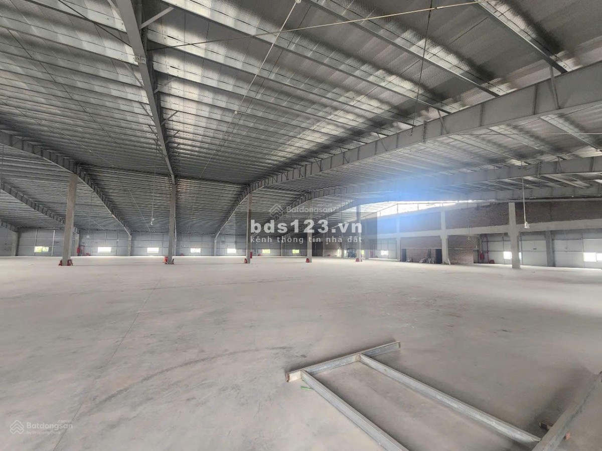 CHO THUÊ NHÀ XƯỞNG MỚI XÂY 12.000M² TẠI KCN QUANG MINH - PCCC TỰ ĐỘNG, TRẠM ĐIỆN 1000KVA ( Chia đôi
