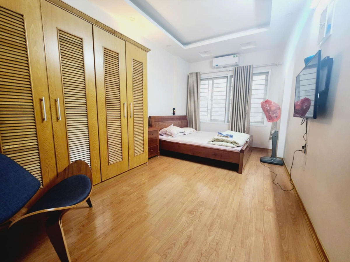 Bán nhà Phố Giảng Võ, Ngõ Rộng Thoáng, Nhà Đẹp Ở Ngay, 44mx5T, Giá: 8.7 Tỷ, Lh: 0396935190.