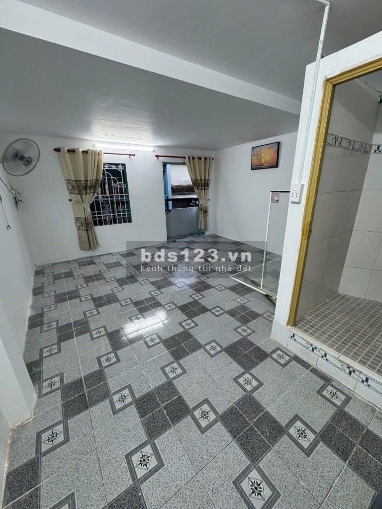 Nhà đẹp vào ở ngay, đường Hương Lộ 2 – Giáp Tân Phú, gần quận 6 – Giá chỉ 2,6 tỷ – 16 m²