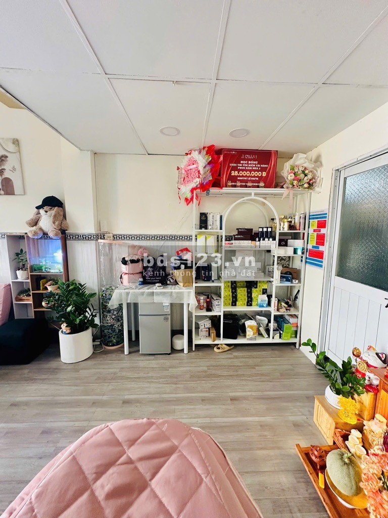 Nhà giá cực tốt HXH 5m khu Vip Tân Sơn Nhì, 44m2, 2 tầng chỉ hơn 4 tỷ