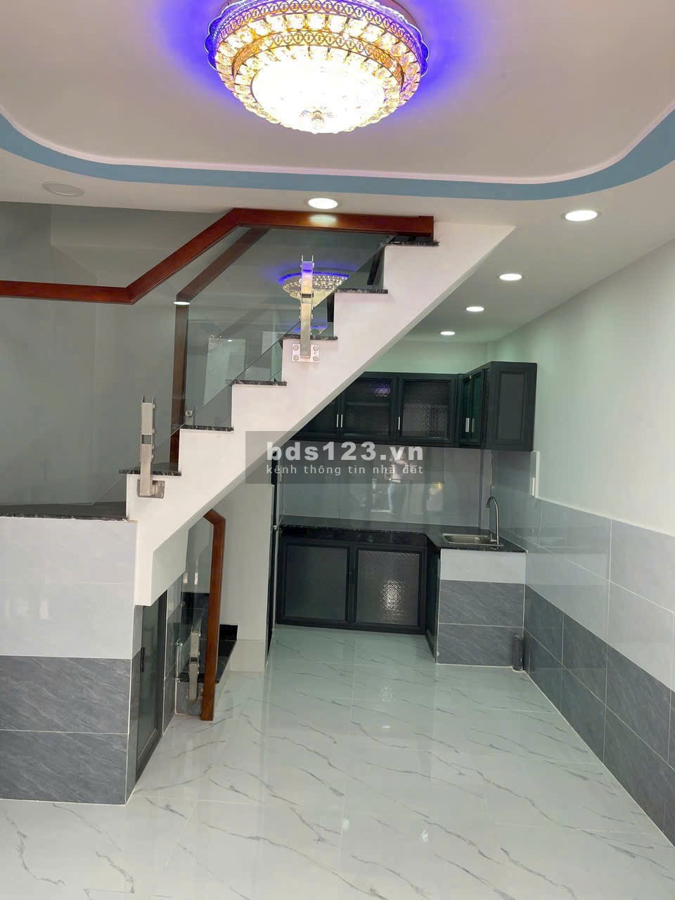 Bán nhà hẻm 242 - Cách Nguyễn Thị Thập 30m, Tân Quy Q7, 3m x 6m, nhỉnh 1 tỷ