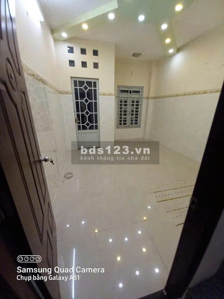 Cần bán nhà 2009/ đường Phạm Thế Hiển, phường 6, quận 8, 1 trệt 2 lầu, nhỉnh 4.8 tỷ