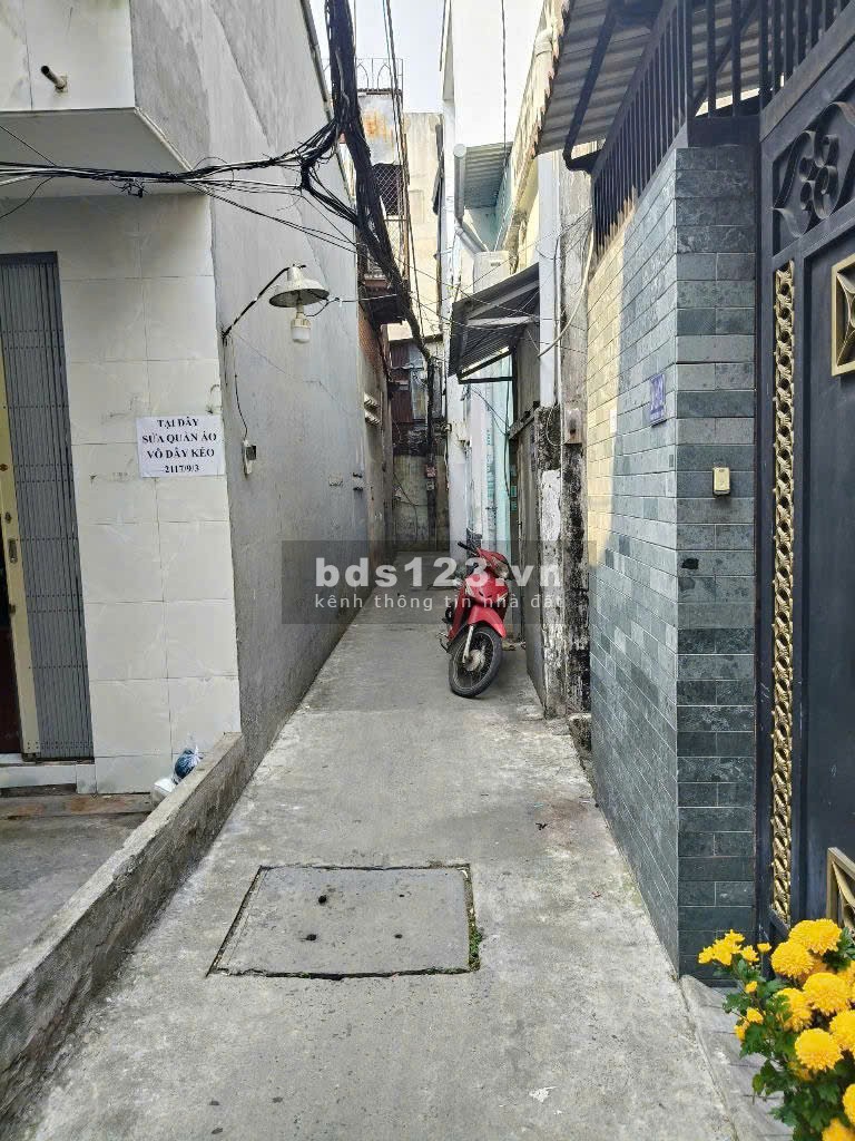 Cần bán nhà 2009/ đường Phạm Thế Hiển, phường 6, quận 8, 1 trệt 2 lầu, nhỉnh 4.8 tỷ