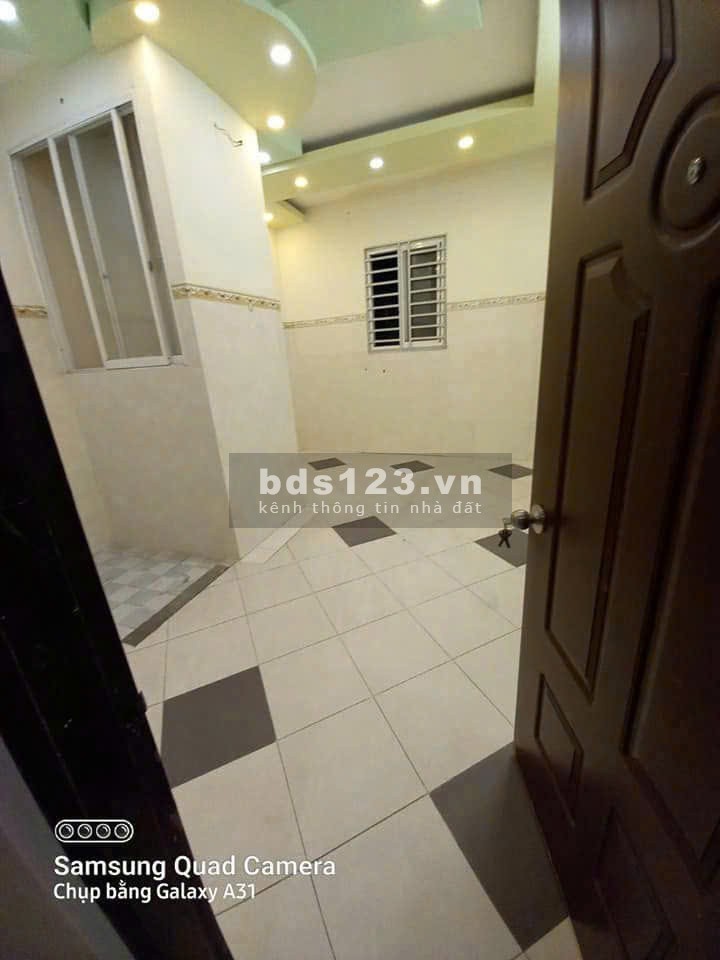 Cần bán nhà 2009/ đường Phạm Thế Hiển, phường 6, quận 8, 1 trệt 2 lầu, nhỉnh 4.8 tỷ