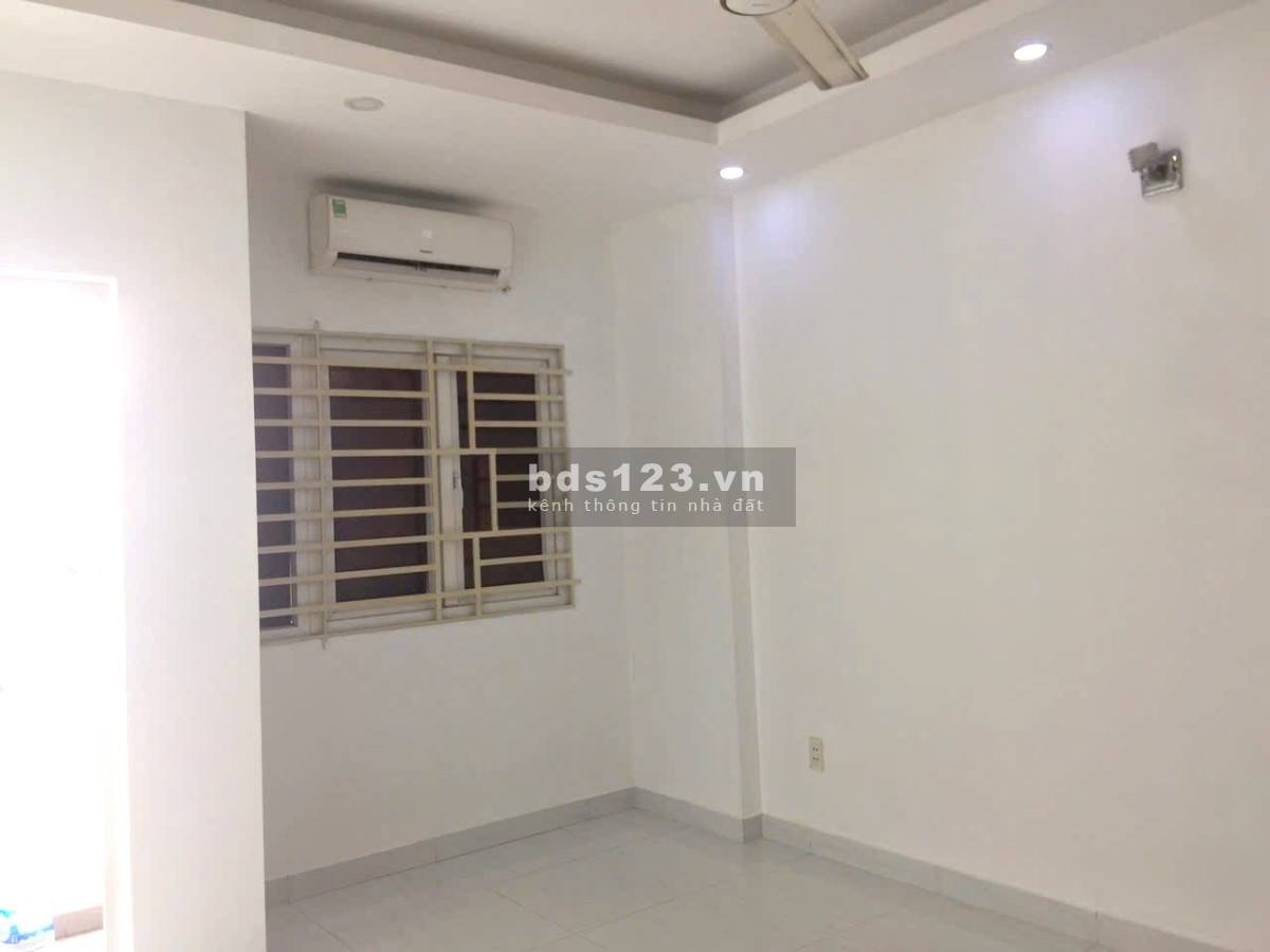 Tìm nữ ở ghép1:1 Q4 giờ tự do, 1tr75/ng, máy nóng lạnh, lan can sân thug. ko chug chủ, 0977066857