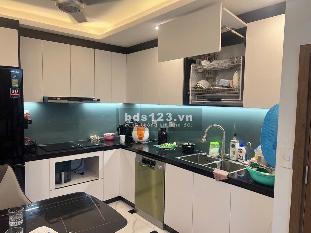 Siêu phẩm quận Hà Đông nhỉnh 5 tỷ, 5 tầng, xây cẩn thận, đủ nội thất – Giao thông thuận tiện