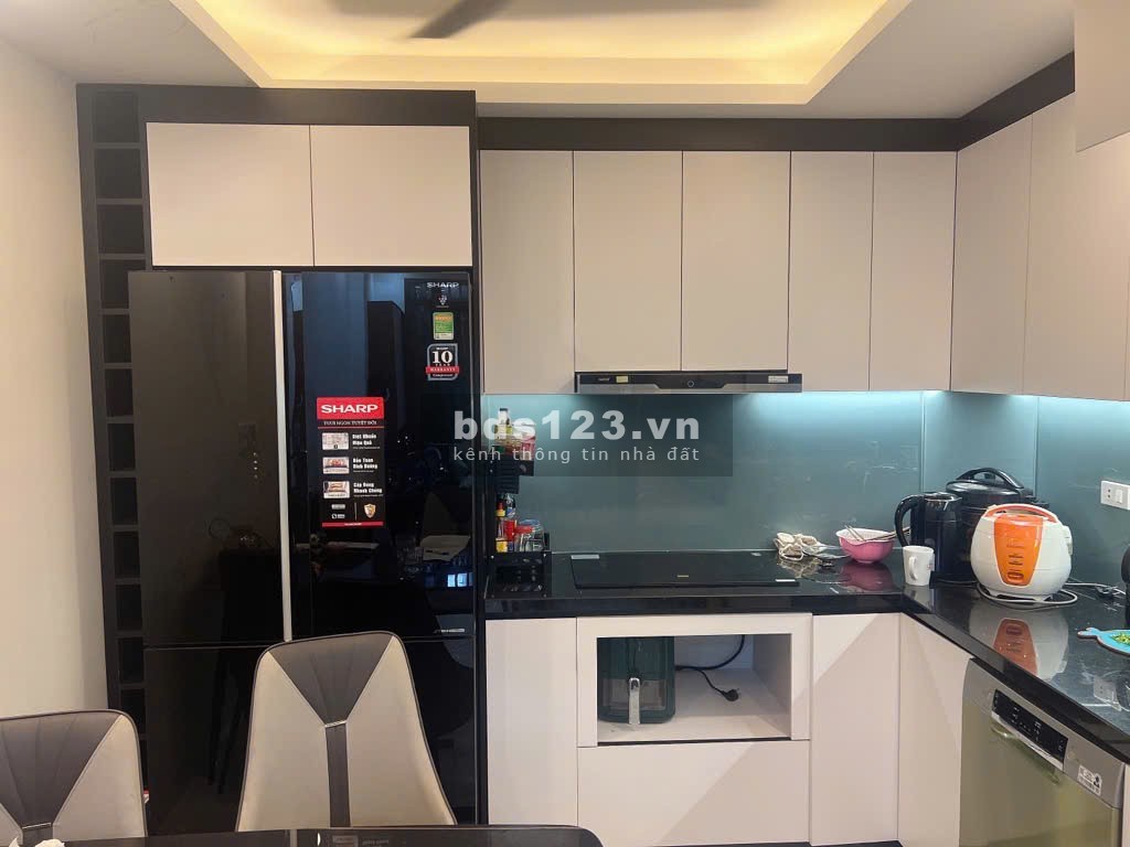 Siêu phẩm quận Hà Đông nhỉnh 5 tỷ, 5 tầng, xây cẩn thận, đủ nội thất – Giao thông thuận tiện