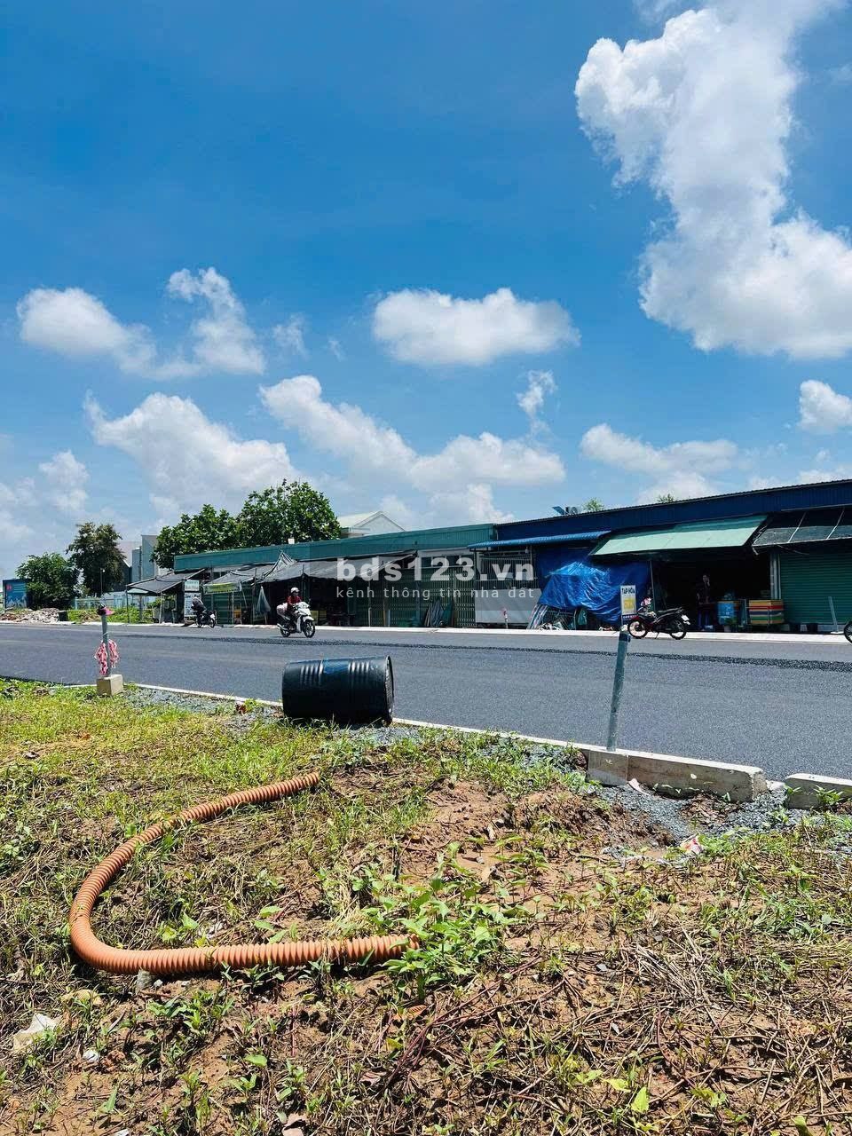 Khách em kẹt tiền giảm 600tr bán lô đất đô thị 100m2