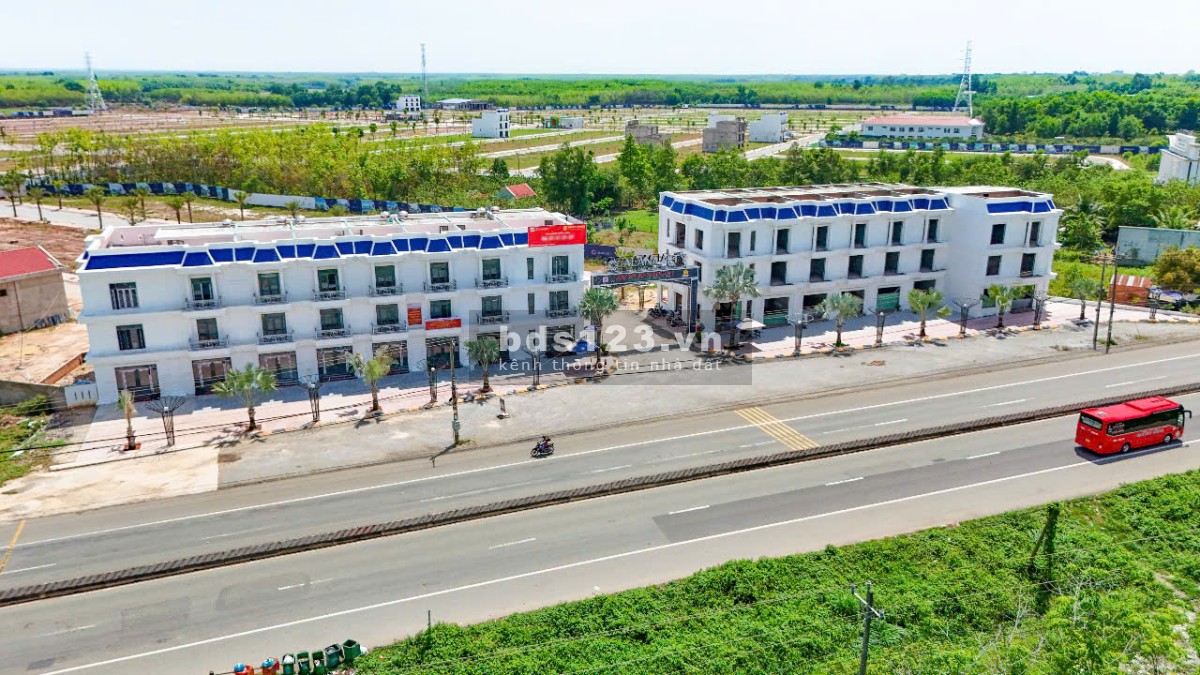 Alana City nằm ngay nút cao tốc TP.HCM Chơn Thành