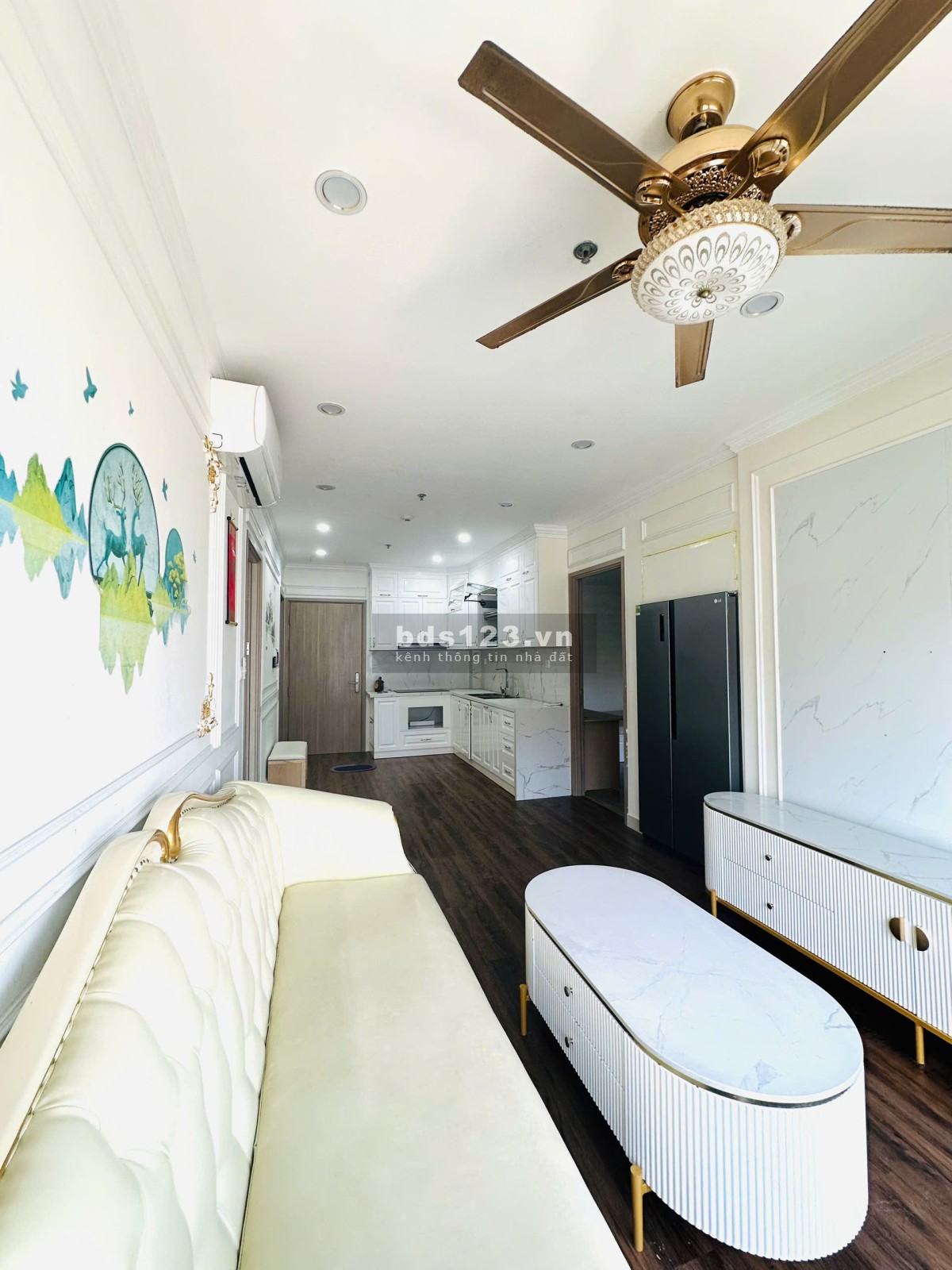 Bán căn hộ 2N2vs 62m2 tòa s4 tầng đẹp hướng mát giá chỉ 4 tỷ 1xx tại Vinhomes smart city Tây Mỗ