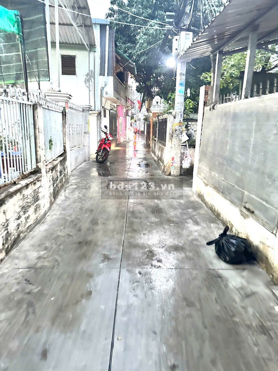 Nhà hẻm 1247/33 Huỳnh Tấn Phát, 1 trệt - 1 lầu - Ban công, pháp lý đầy đủ
