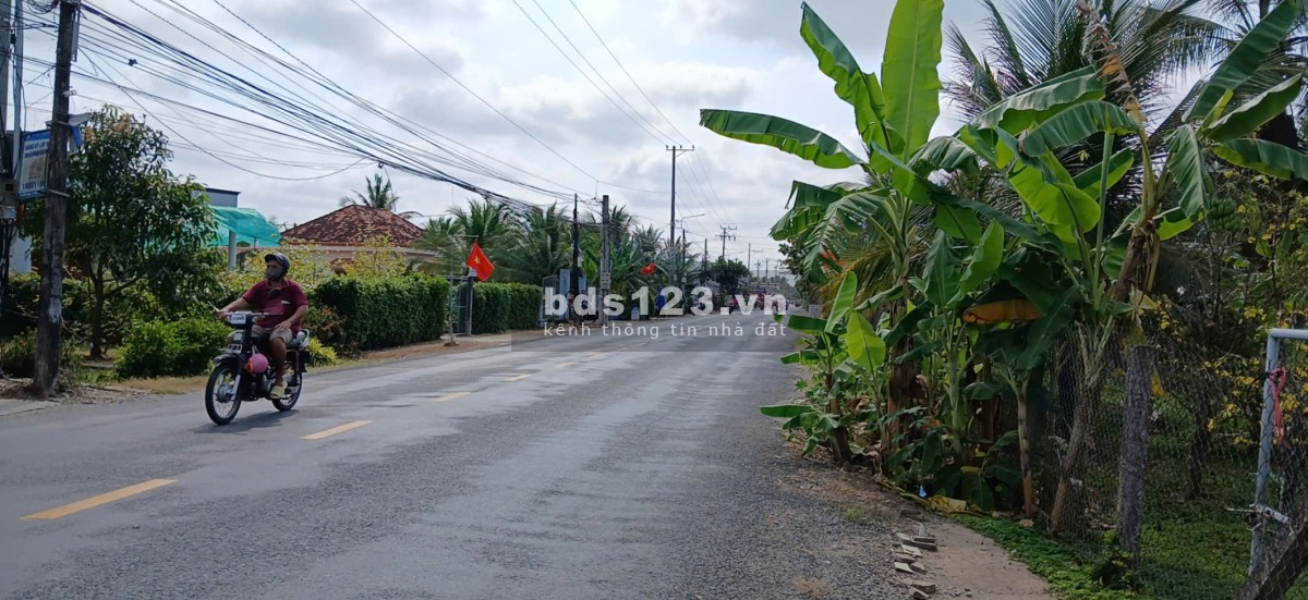 Đẹp và hiếm. Lô đất gần AEON và QUÃNG TRƯỜNG rộng 1.520m2. Mặt tiền DT 879, Mỹ Tho, Tiền Giang.