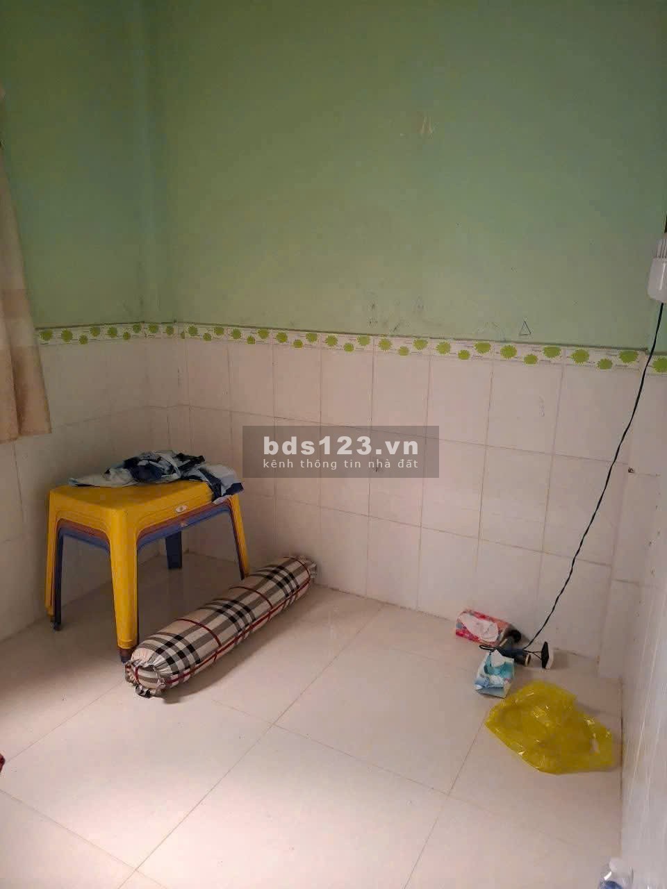 Nhà hẻm 330 Lê Văn Lương, 3 x 6m, Trệt - lầu - 2PN - WC