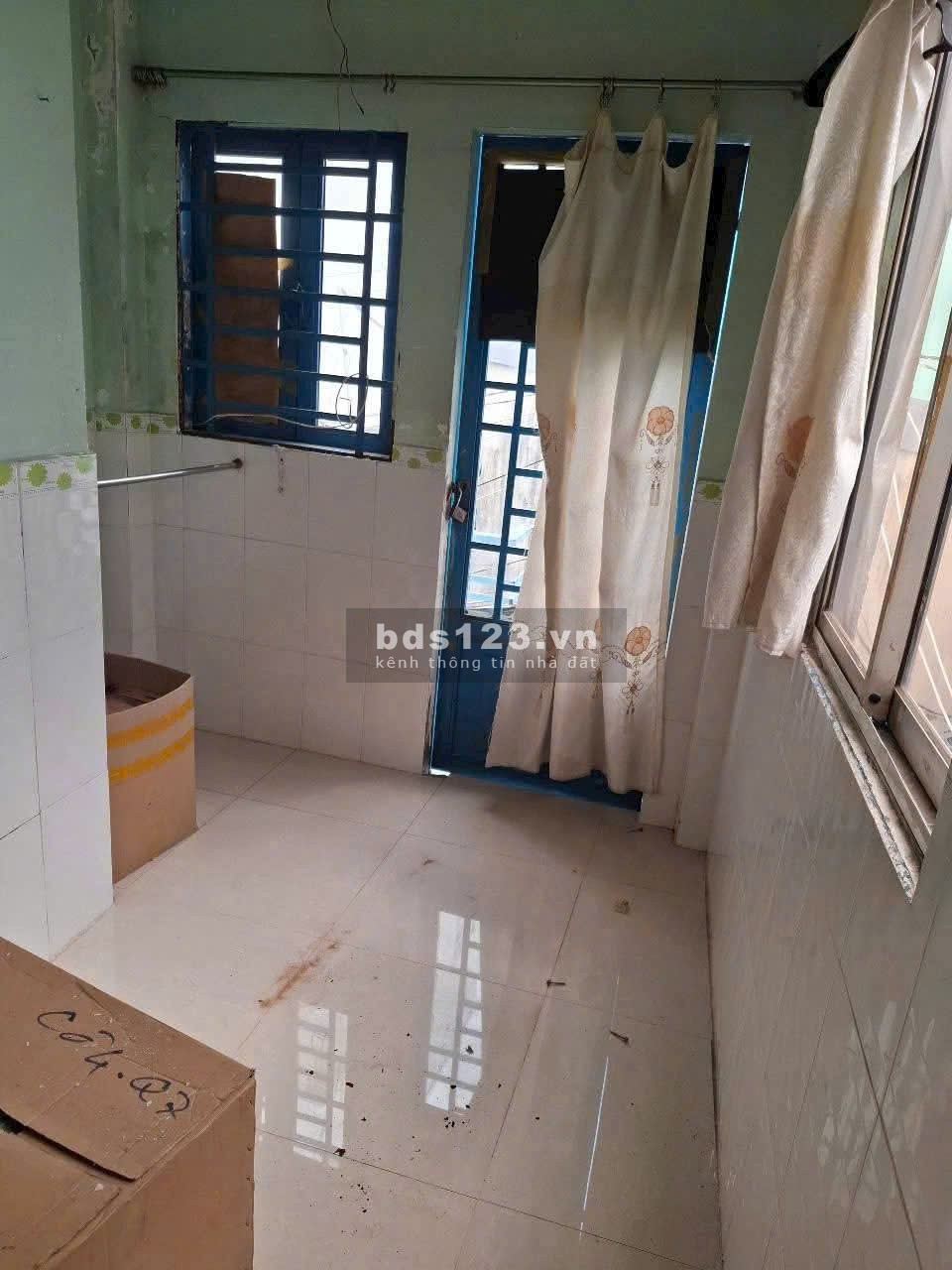 Nhà hẻm 330 Lê Văn Lương, 3 x 6m, Trệt - lầu - 2PN - WC