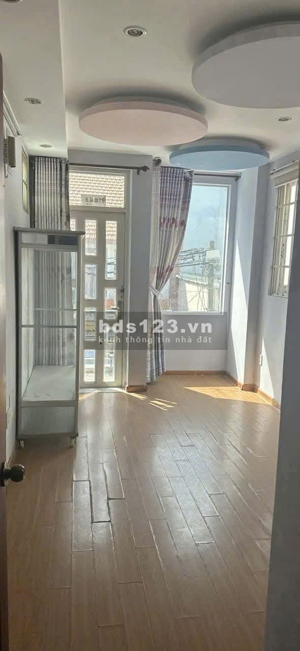 Cho thuê nhà hẻm 30 Lâm Văn Bền, Phường Tân Kiểng, Q7, 3PN 3WC, 13tr