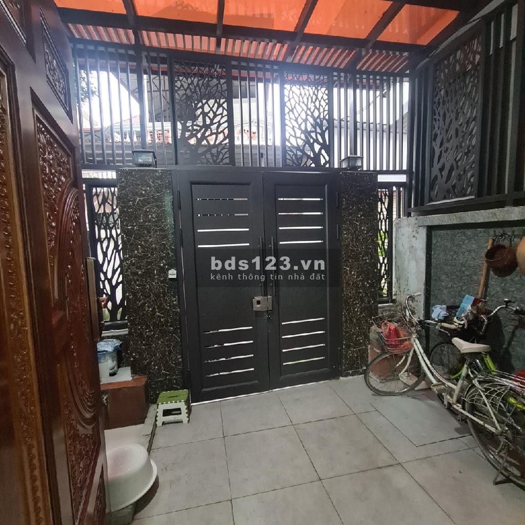 Bán nhà 62m Phố Tây Trà - Nhà dân xây kiên cố hiện đại