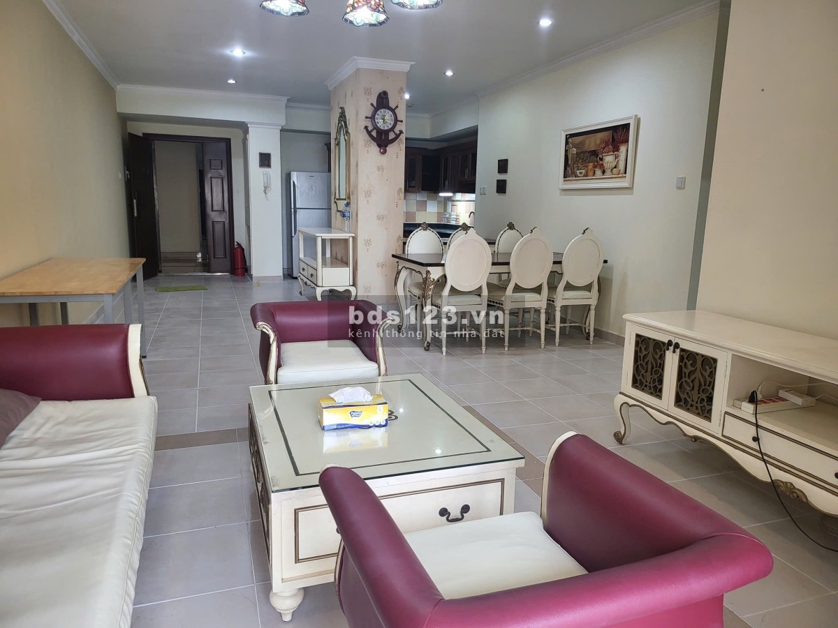 Chung cư Khải Hoàn, Lạc Long Quân, p5, Q11: 95m2, 2p ngủ, NT, 13tr/th