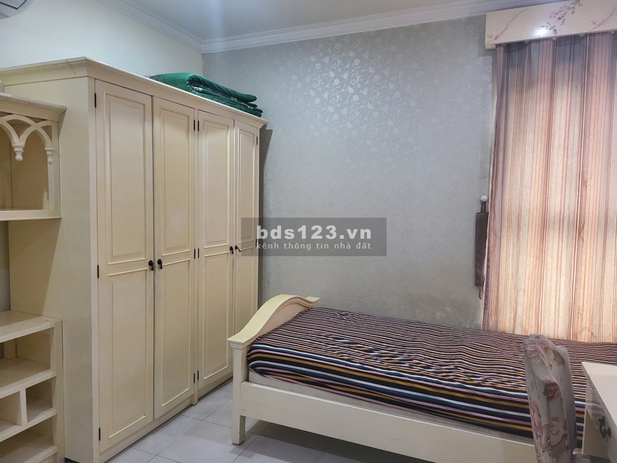 Chung cư Khải Hoàn, Lạc Long Quân, p5, Q11: 95m2, 2p ngủ, NT, 13tr/th