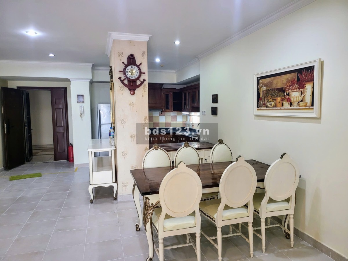 Chung cư Khải Hoàn, Lạc Long Quân, p5, Q11: 95m2, 2p ngủ, NT, 13tr/th