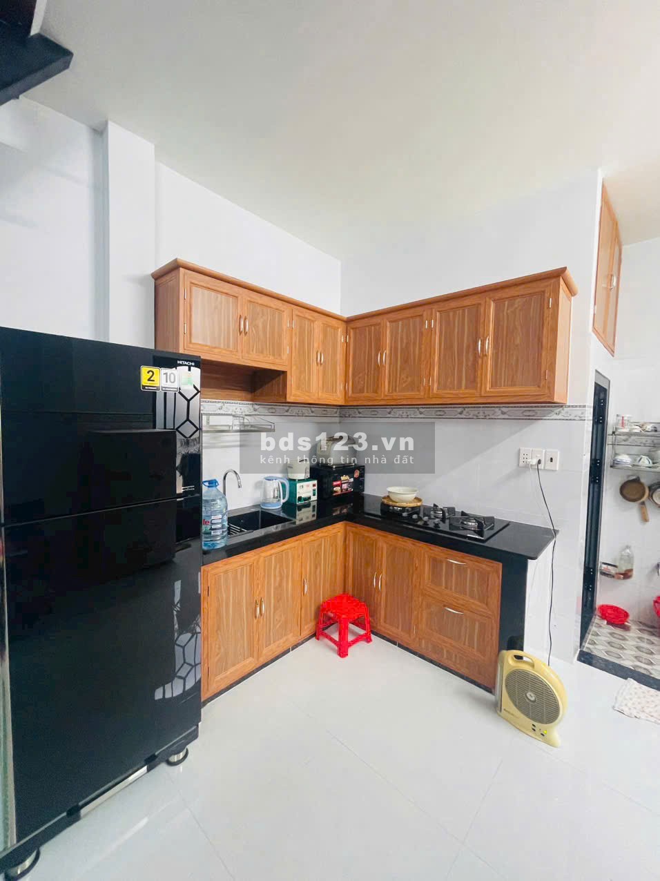 Hạ giá 150tr. Còn 1ty220 thương lượng chính chủ. Nhà 2 MT hẻm 2319 Huỳnh Tấn Phát