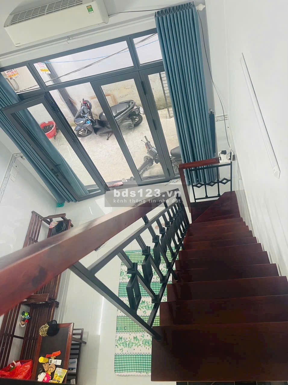 Hạ giá 150tr. Còn 1ty220 thương lượng chính chủ. Nhà 2 MT hẻm 2319 Huỳnh Tấn Phát