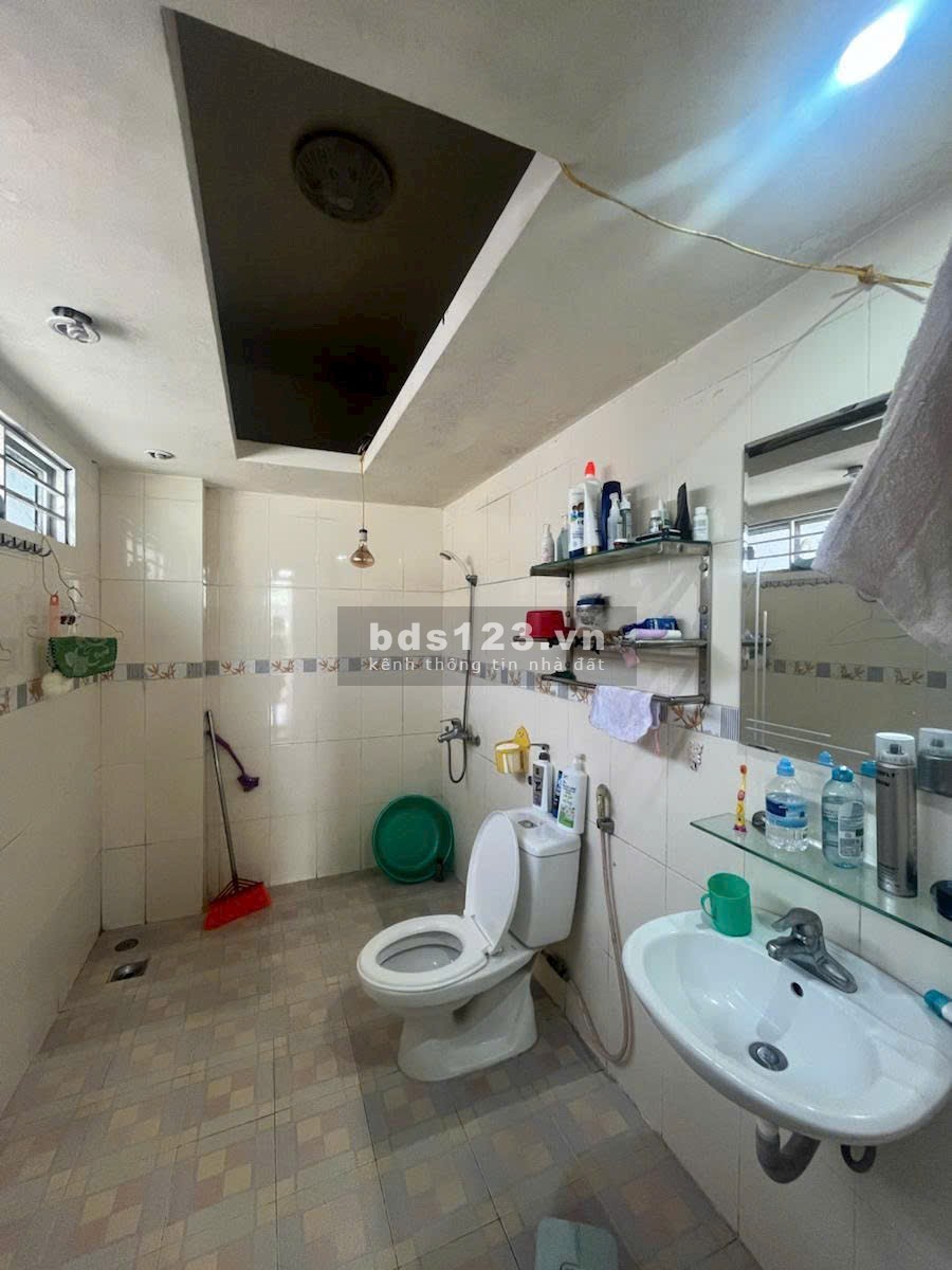 Nhà Xuân Thủy, TT Cầu Giấy – lô góc thoáng sáng – vài bước ra phố – 8,5 tỷ, sổ chính chủ vuông