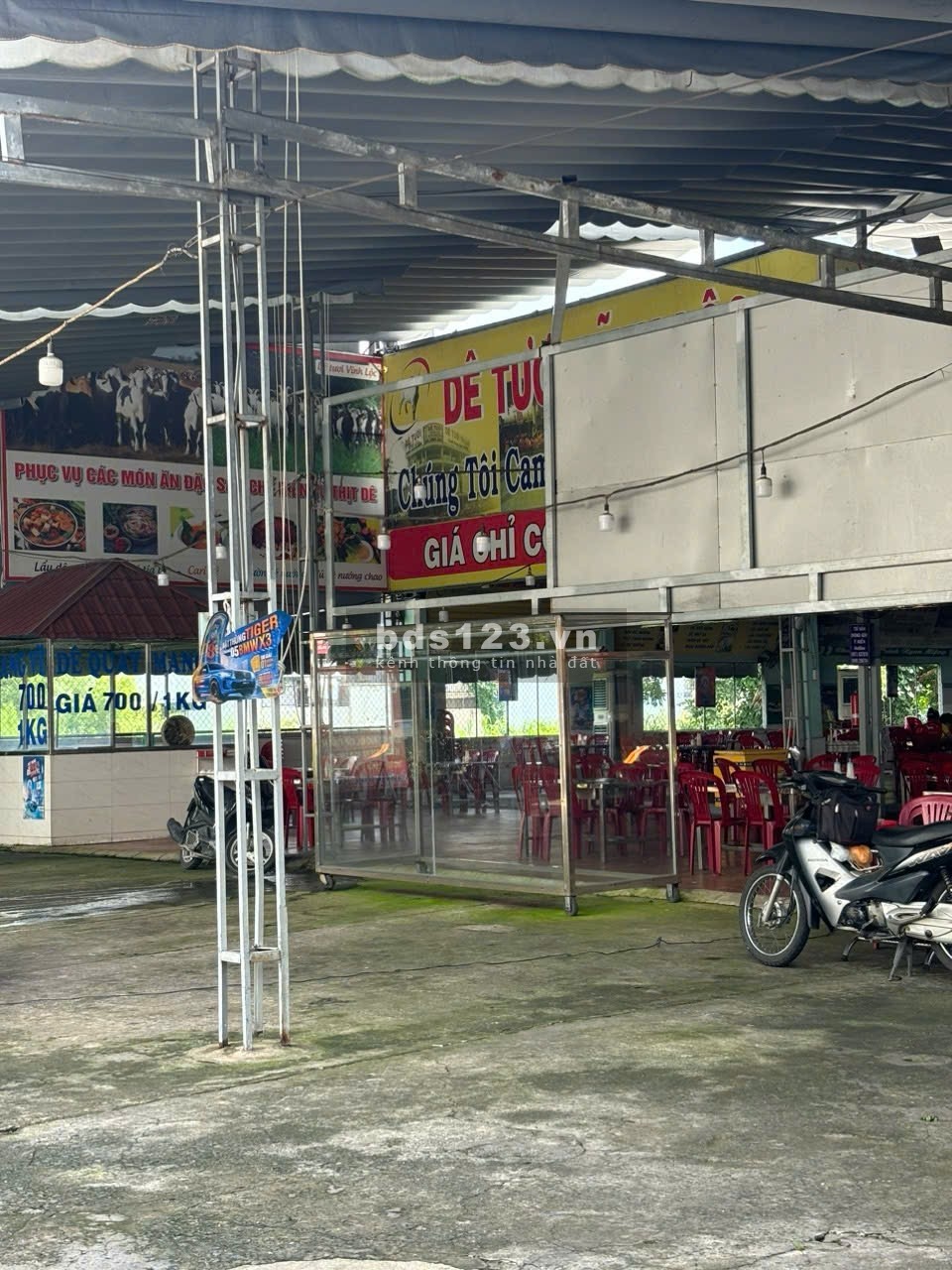 Bán lô đất mặt tiền Lê Thị Hà, Tân Xuân, diện tích 23x78m