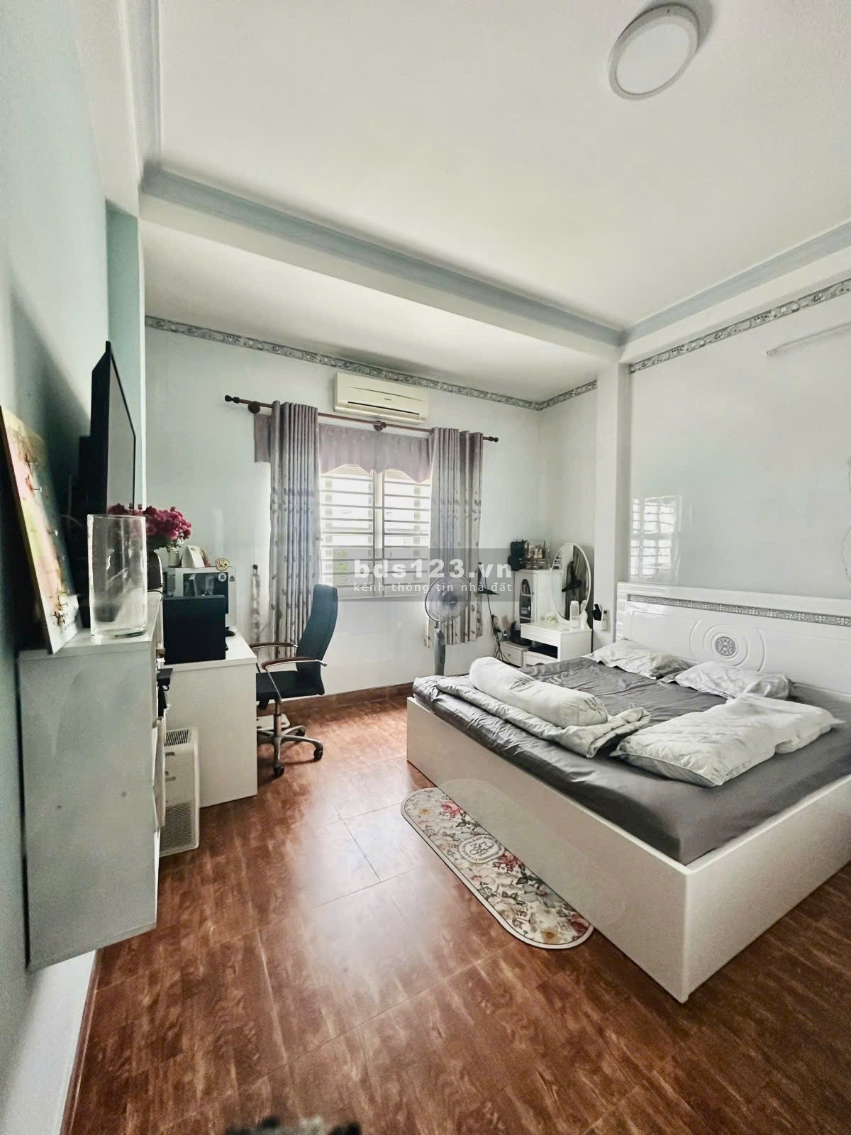 Bán nhà Tân Bình – 4m x 17m – 4 tầng – Hẻm nhựa 6m khu phân lô – Trục Bàu Cát sầm uất
