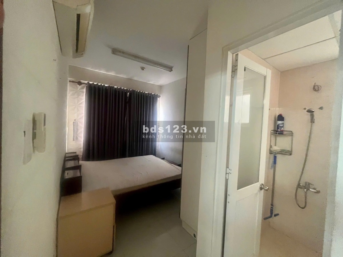 Chung cư Hoa Sen, Lạc Long Quân,Q11: 78m2, 2p ngủ, NT, 12tr/th