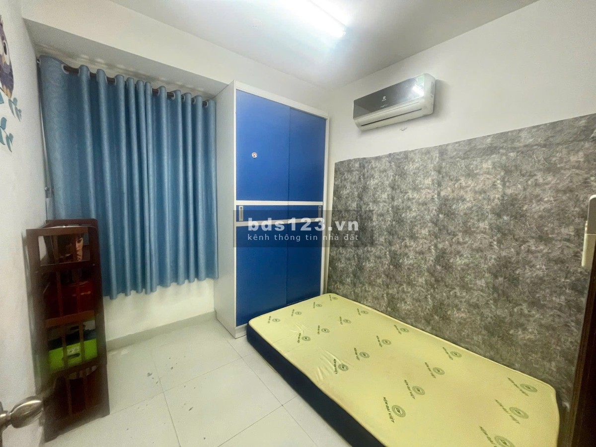 Chung cư Hoa Sen, Lạc Long Quân,Q11: 78m2, 2p ngủ, NT, 12tr/th