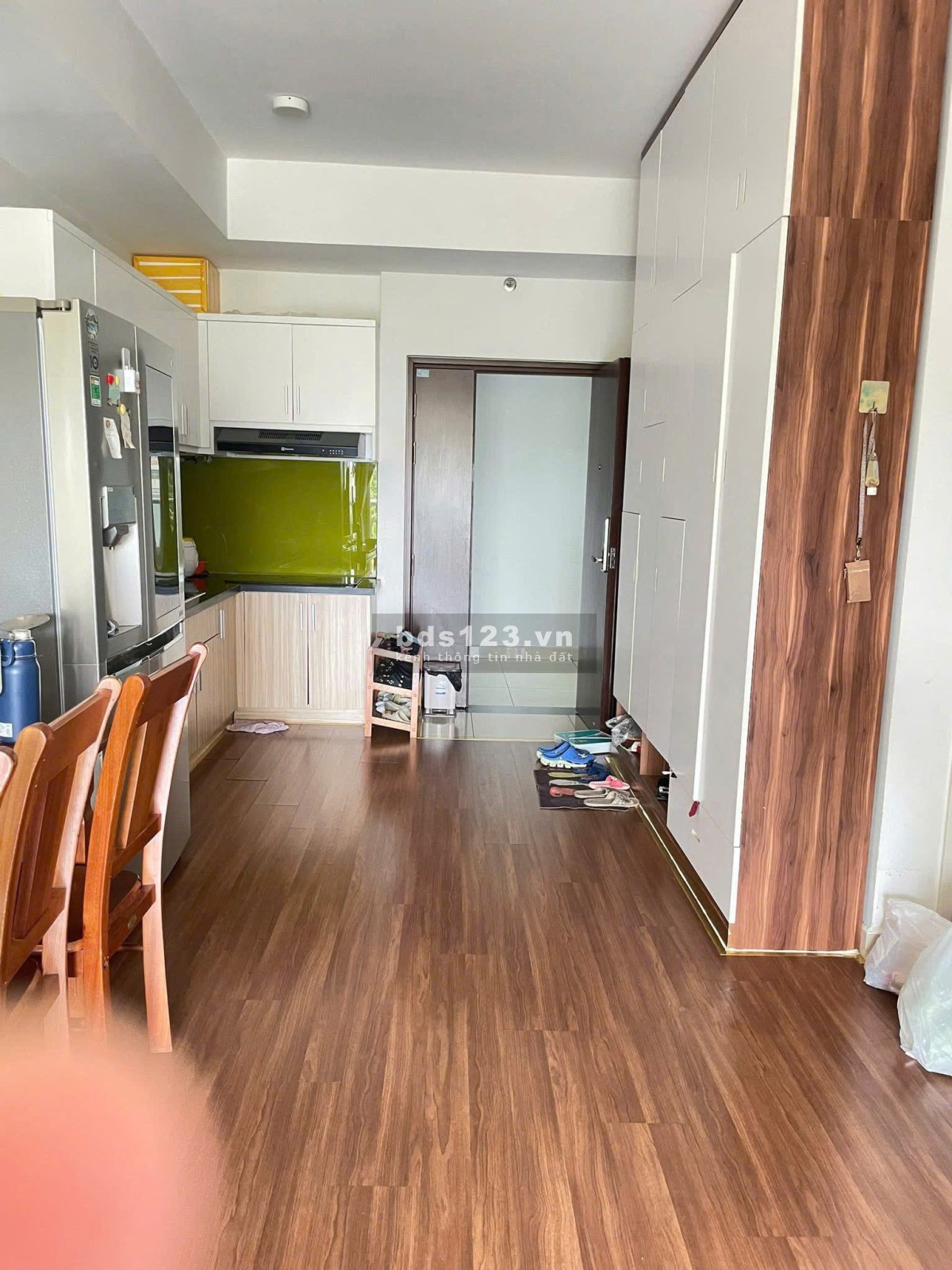 Chung cư Carillon1, Hoàng Hoa Thám, TB: 79m2, 2p ngủ, 2wc, ban công, 13tr/th