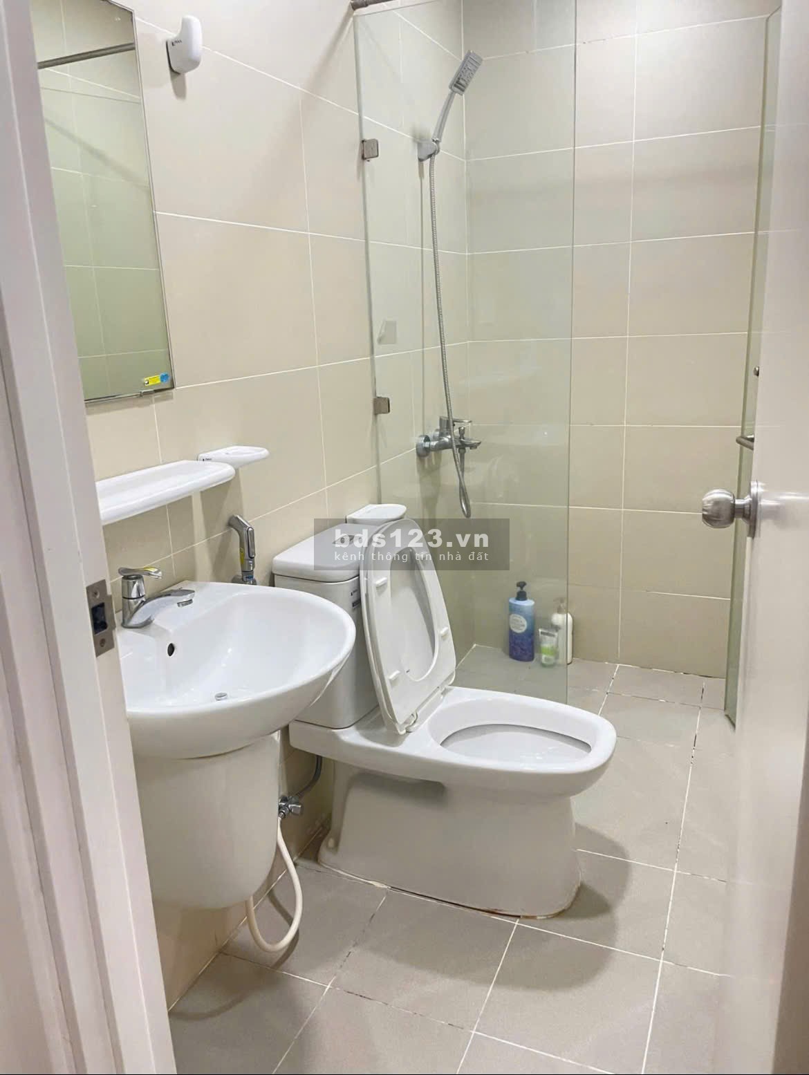 Chung cư Ruby Garden, Nguyễn Sỹ Sách, P15, TB, 2PN, 2WC, 10tr/tháng.