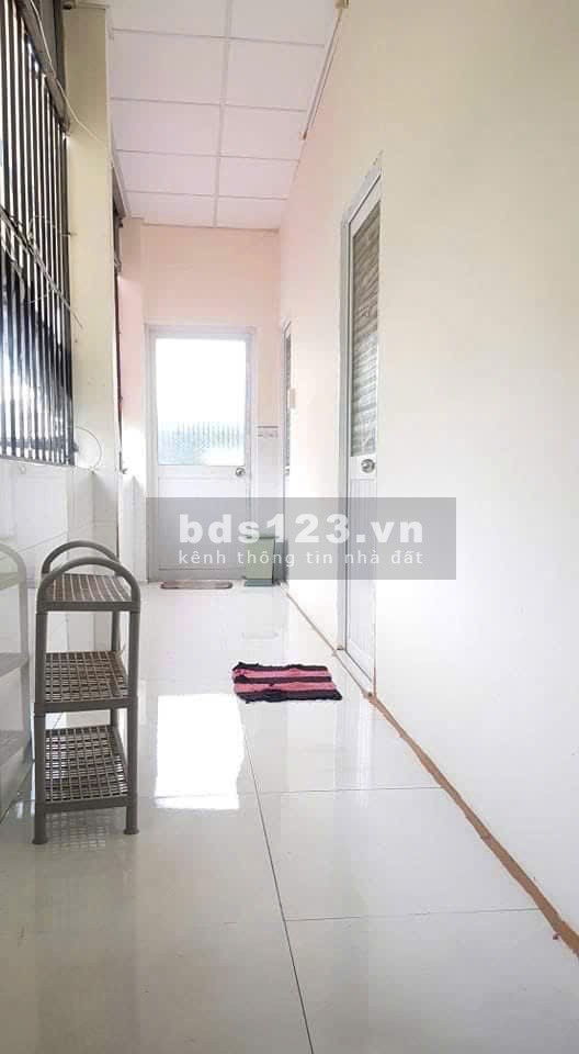 Cần bán nhà gấp : hxh Lũy Bán Bích, 5pn, 40m2, nhỉnh 4 tỷ