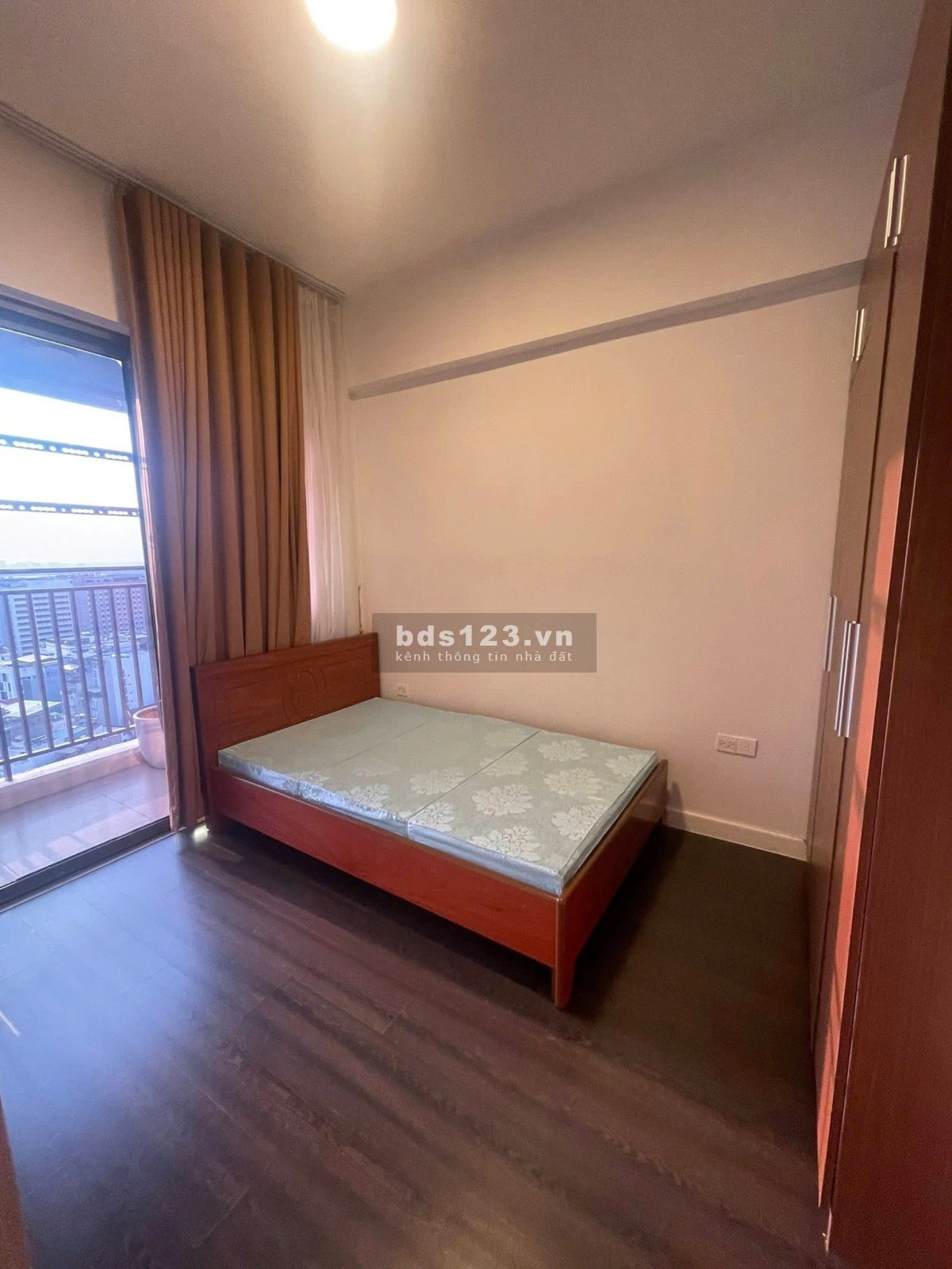 Chung cư Phúc Yên 2, P15,Tân Bình: 86m2, 3p ngủ, có NT, 12tr/th