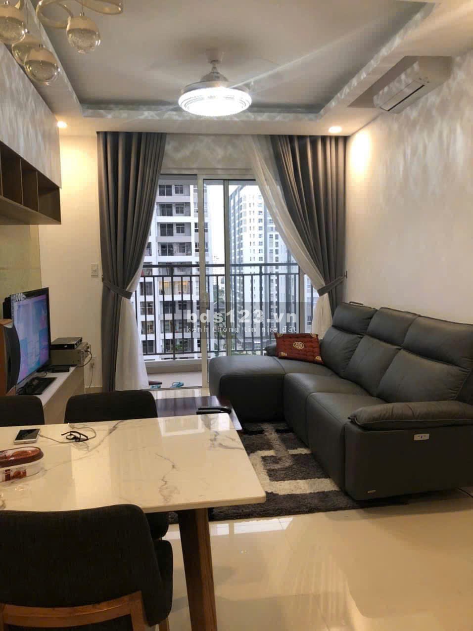 Chung cư Sky Center, P2, Tân bình có 2p ngủ, 71m2, 16tr5/th