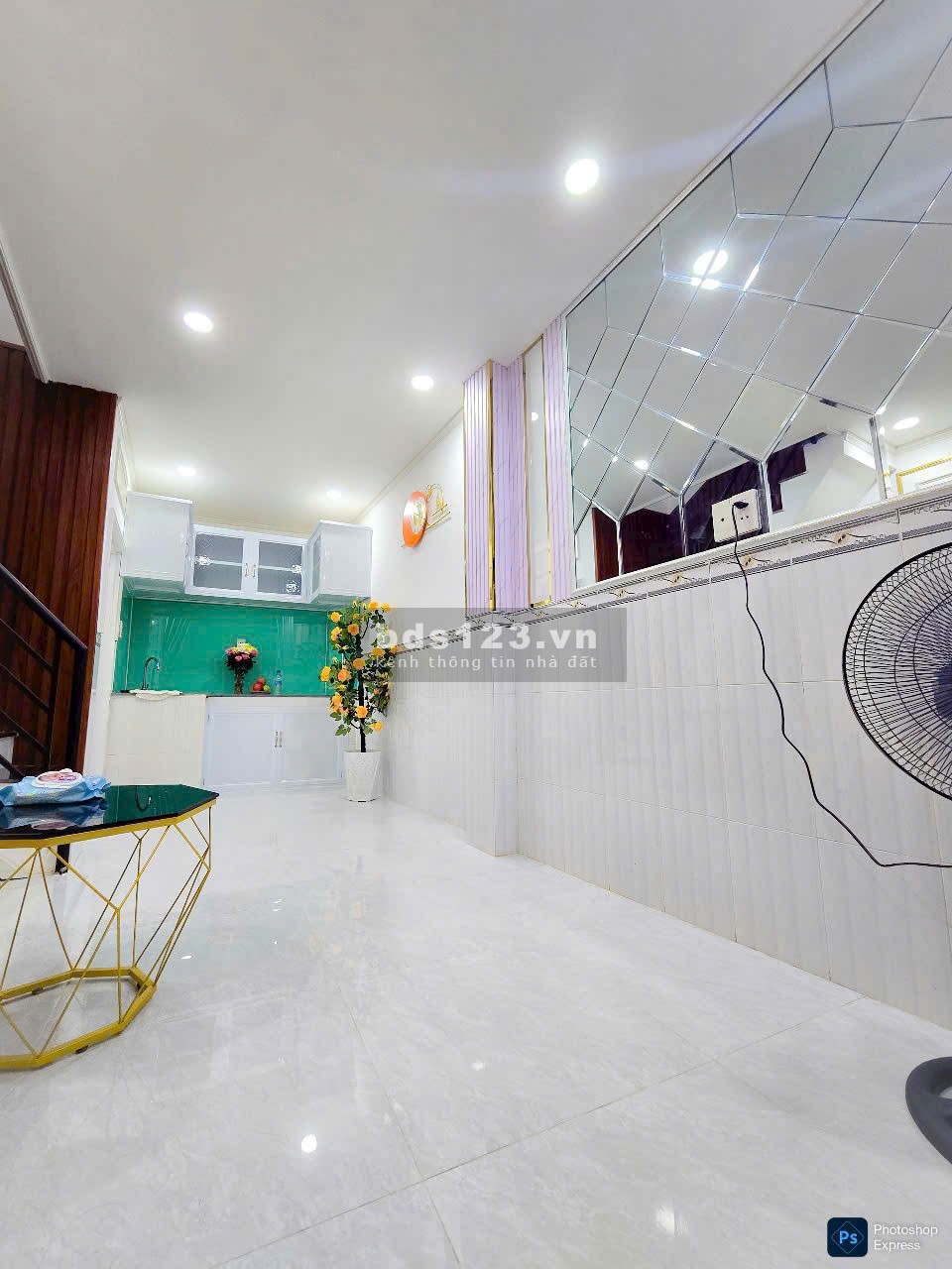 Chính chủ cần bán gấp Q7 nhà sổ hồng chung hẻm 242/3C3, cách Nguyễn Thị Thập 30m