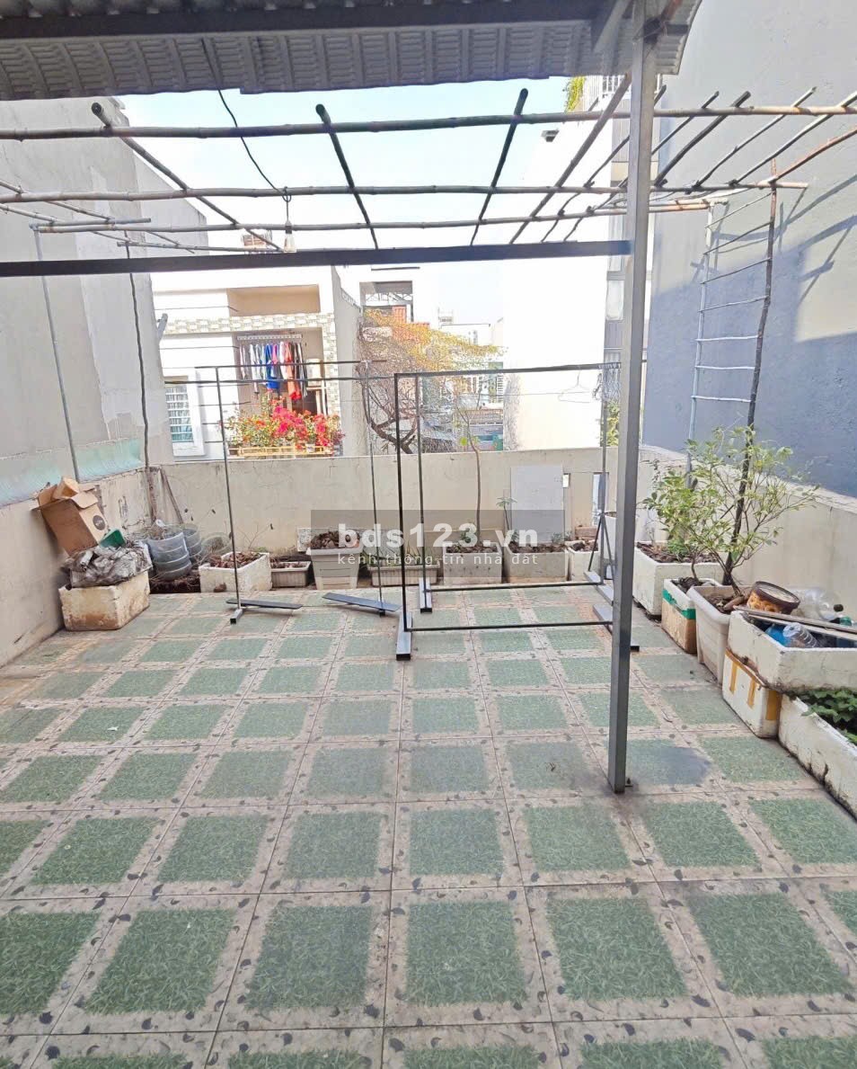 BÁN NHÀ BÌNH TÂN 4 TẦNG DT 72 M2 GIÁ 7,850 TỶ TL
