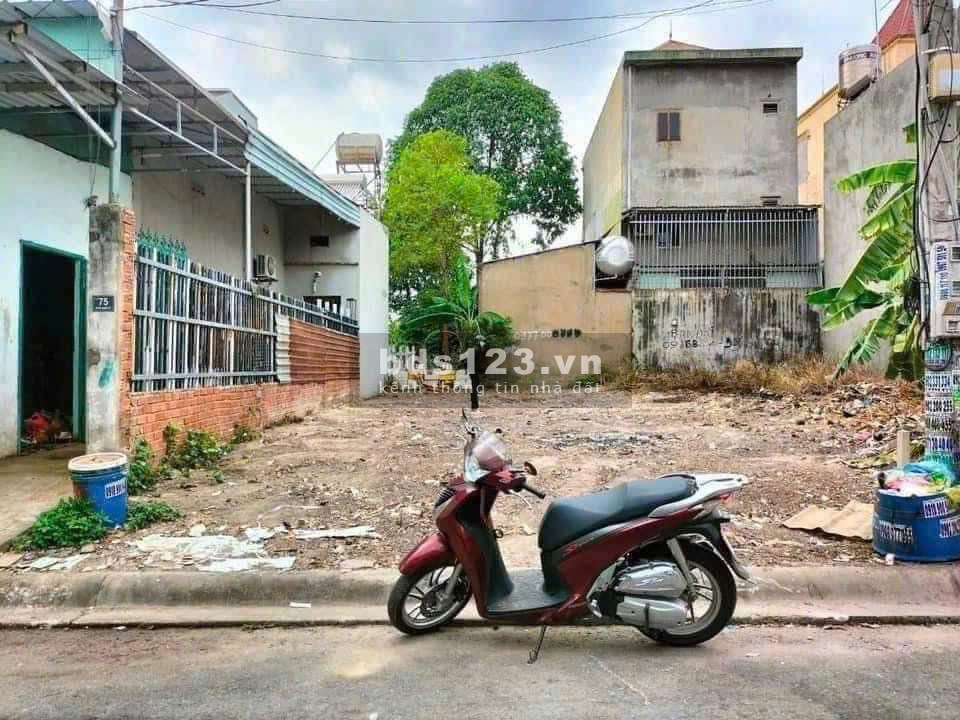 Bán lô đất 7mx18m, đường Tỉnh Lộ 8, giá chỉ 640 triệu.