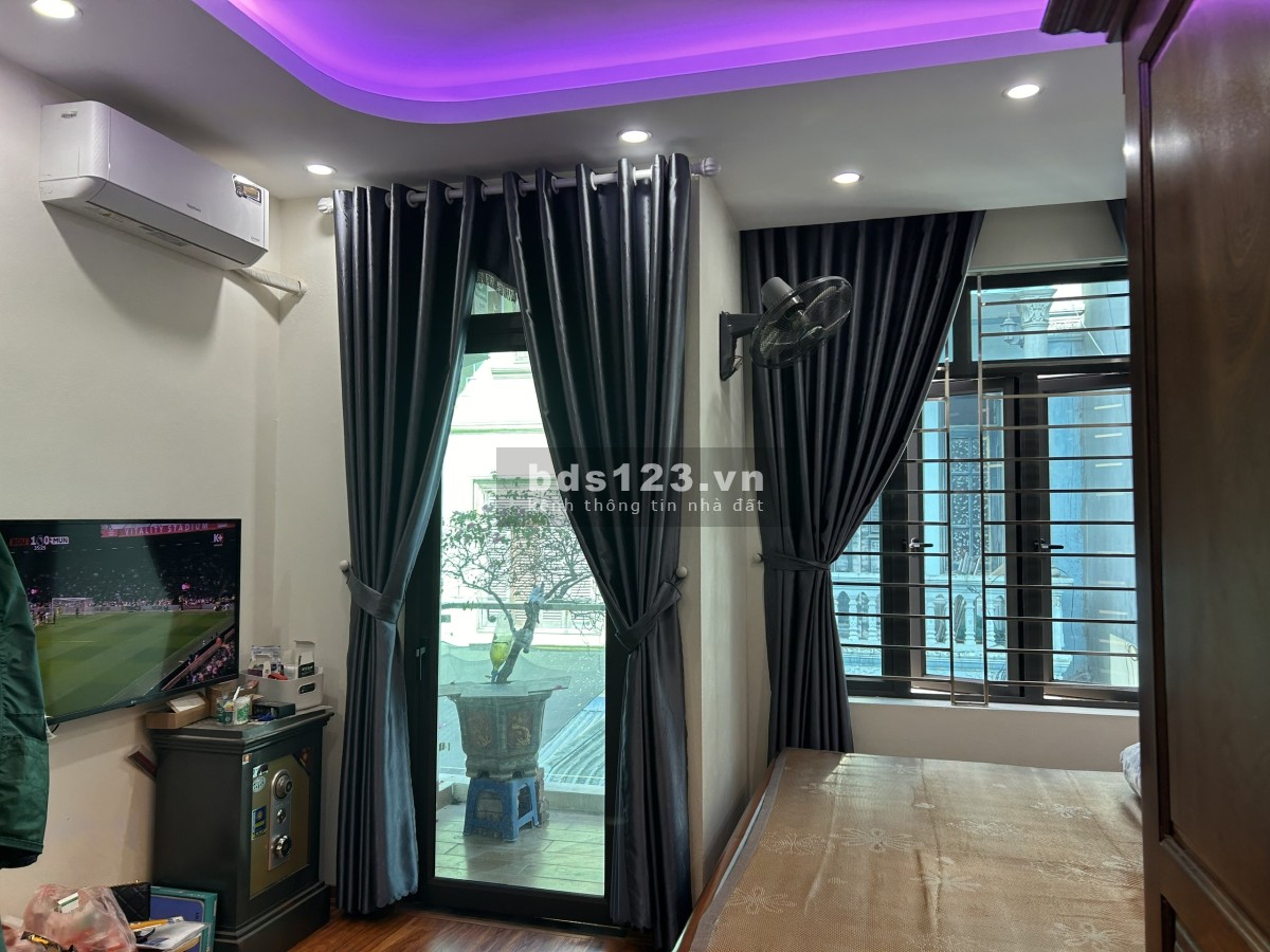 CHÍNH CHỦ BÁN NHÀ 4 TẦNG tại TT Chúc Sơn (phường Chương Mỹ), nhà mới, đẹp, nhiều tiện ích