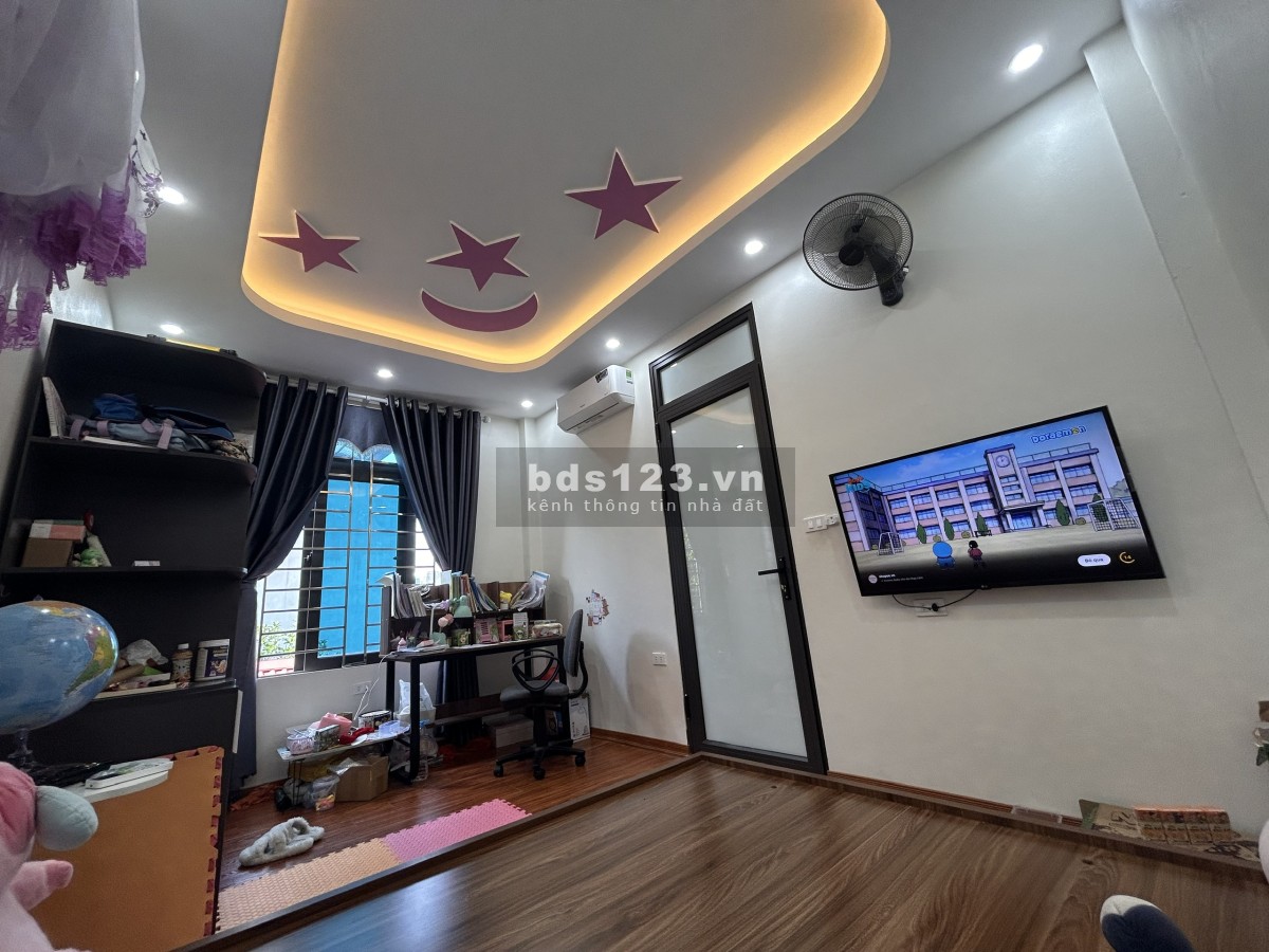 CHÍNH CHỦ BÁN NHÀ 4 TẦNG tại TT Chúc Sơn (phường Chương Mỹ), nhà mới, đẹp, nhiều tiện ích