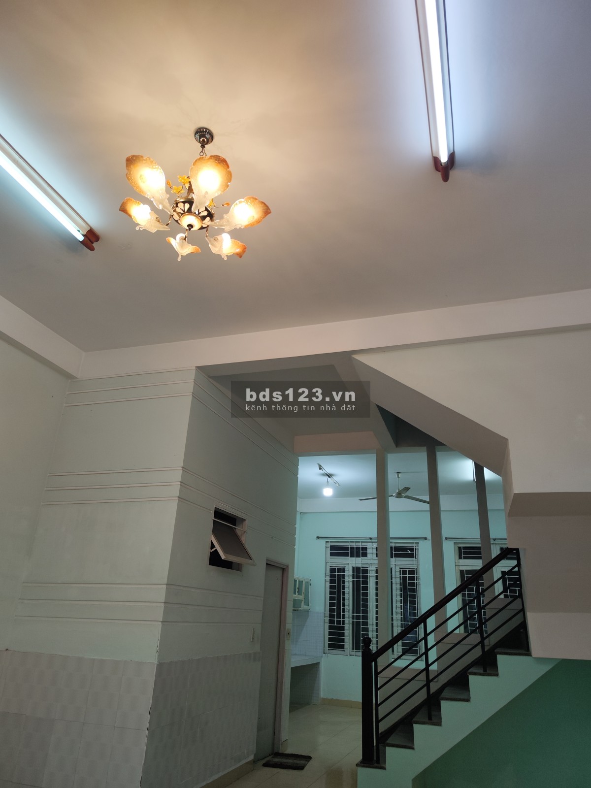 Chính chủ cho thuê nhà 1 trêt 1 lầu DT 175m2, giá 9 triêụ/tháng tại số 3 đường B3 làm văn phòng, ở..