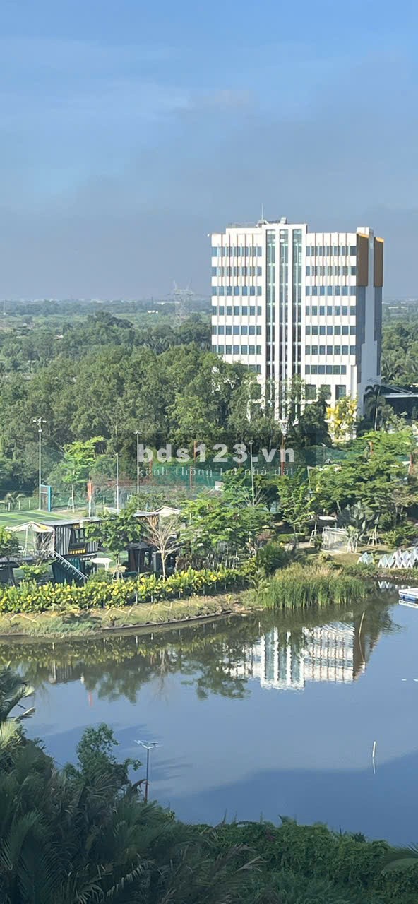 Cần bán căn hộ chính chủ 101.7m2 The Mansion, Nguyễn Văn Linh, Bình Chánh