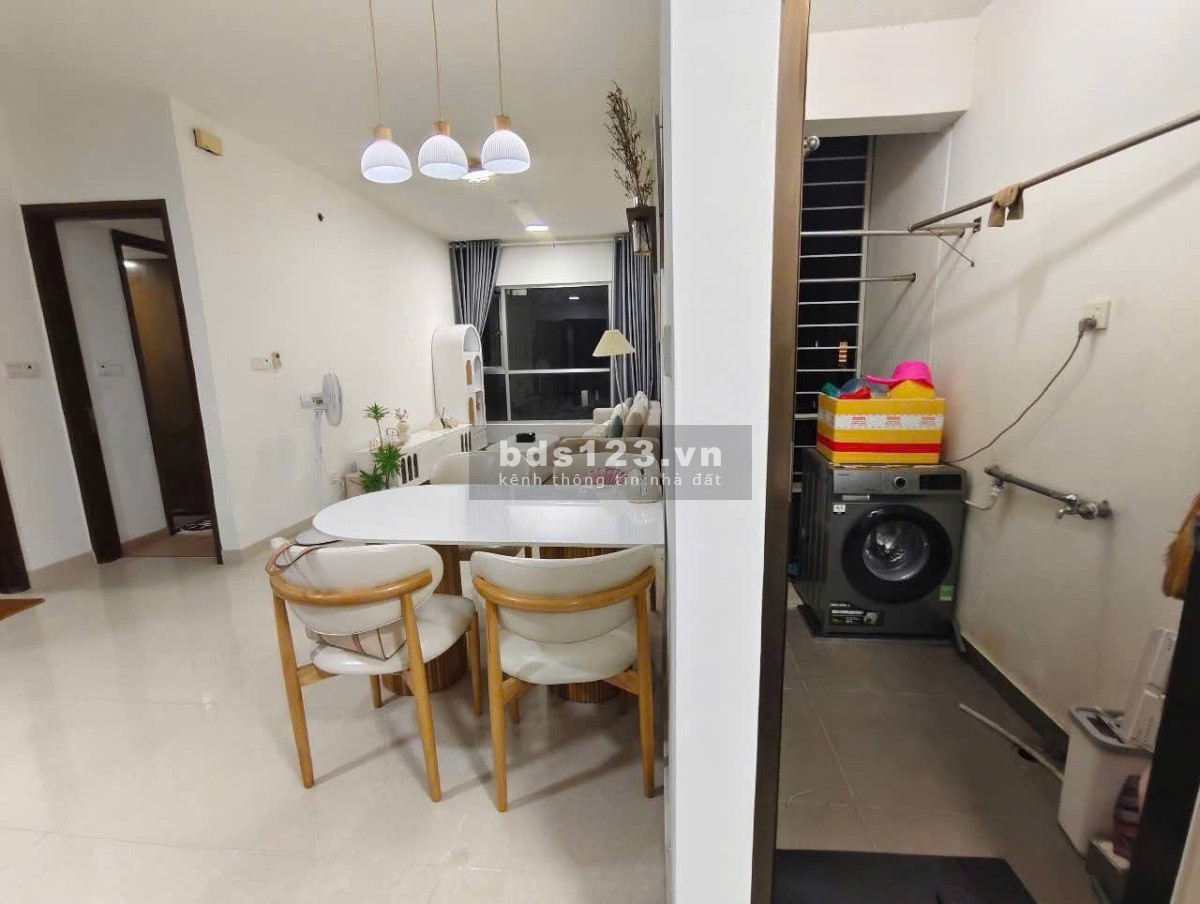 Chung cư Carillon 1, Hoàng Hoa Thám, TB: 80m2, 2p ngủ, ban công 13tr/th