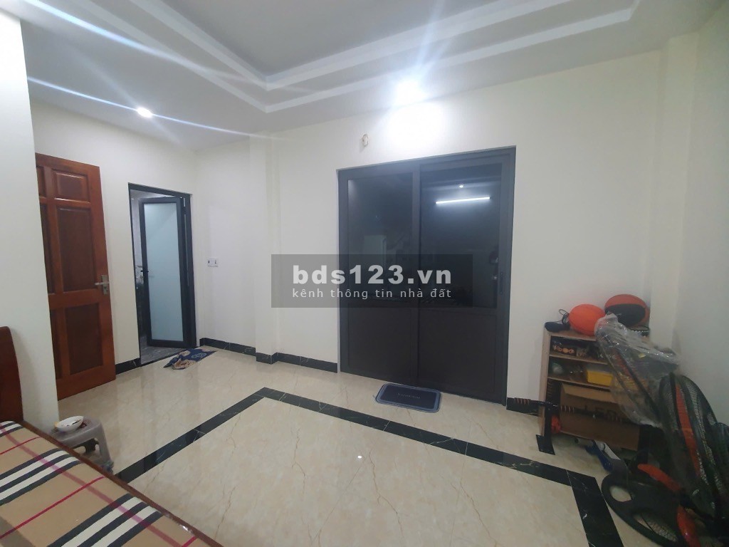 Phúc Lợi - Hàng xóm Vinhomes Riverside, khu vực bặt ngàn tiện ích