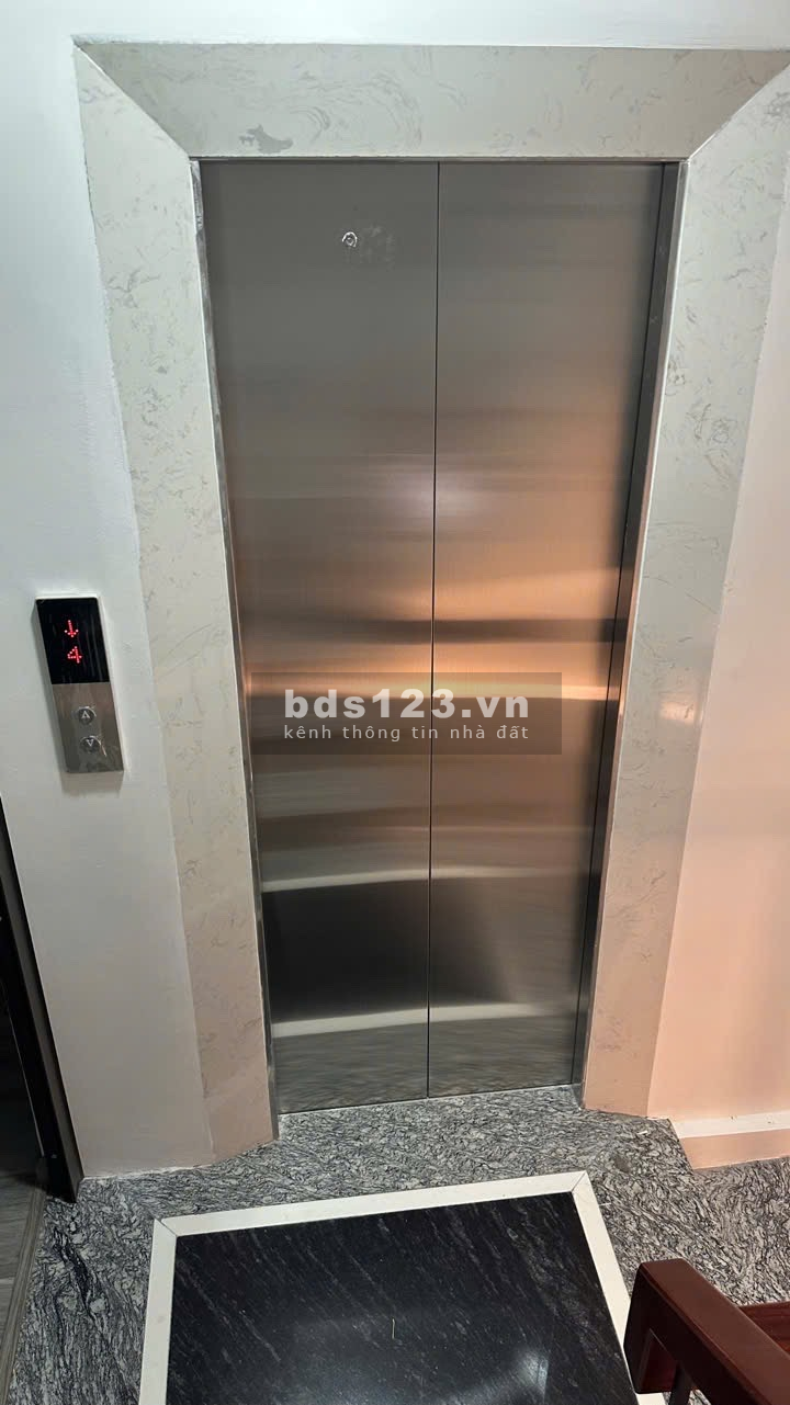 Tòa nhà văn phòng, thang máy, hộ gia đình khép kín, Xuân Đỉnh 80m2 x 6T, 8 triệu/sàn